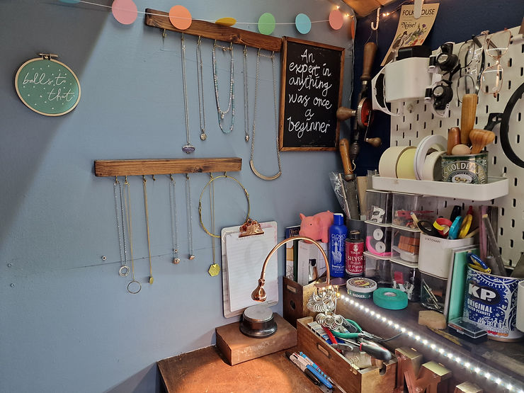Jewellery making station